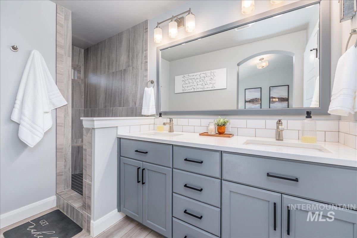 5825 W Daphne Dr, Meridian, Idaho 83646, 4 Bedrooms, 2 Bathrooms, Residential For Sale, Price $499,900, 98978573