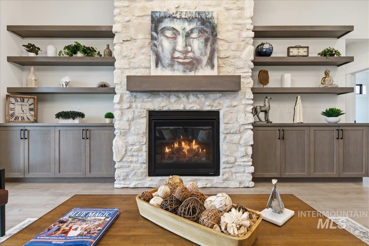 5667 W Haughburn Dr, Eagle, Idaho 83616, 3 Bedrooms, 2.5 Bathrooms, Residential For Sale, Price $949,900, 98978575