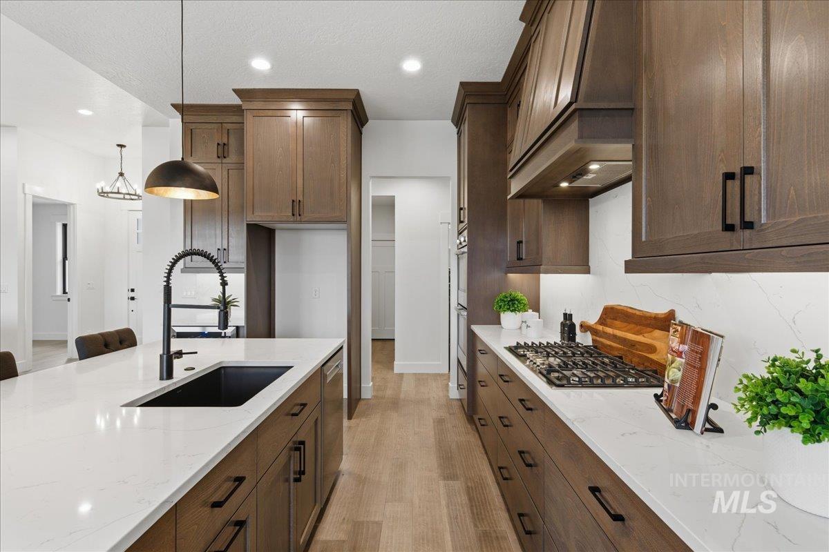 5667 W Haughburn Dr, Eagle, Idaho 83616, 3 Bedrooms, 2.5 Bathrooms, Residential For Sale, Price $949,900, 98978575