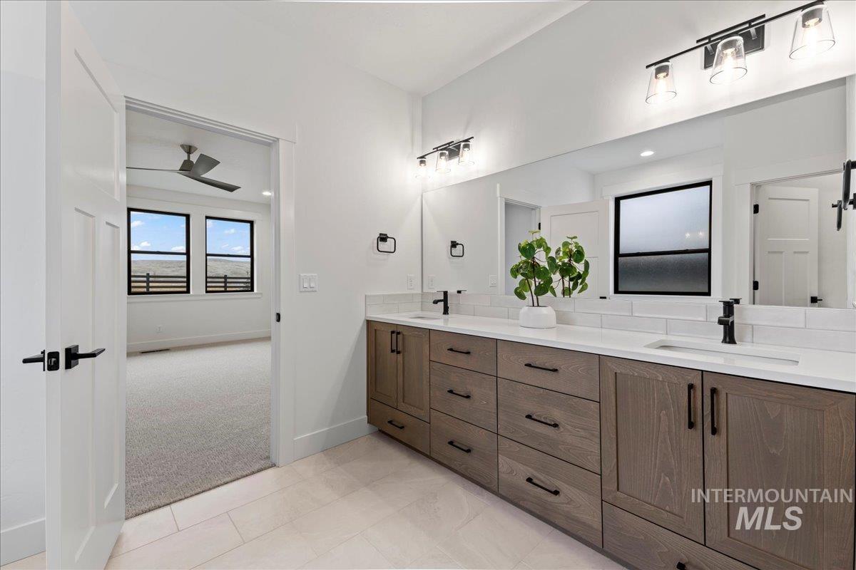 5667 W Haughburn Dr, Eagle, Idaho 83616, 3 Bedrooms, 2.5 Bathrooms, Residential For Sale, Price $949,900, 98978575