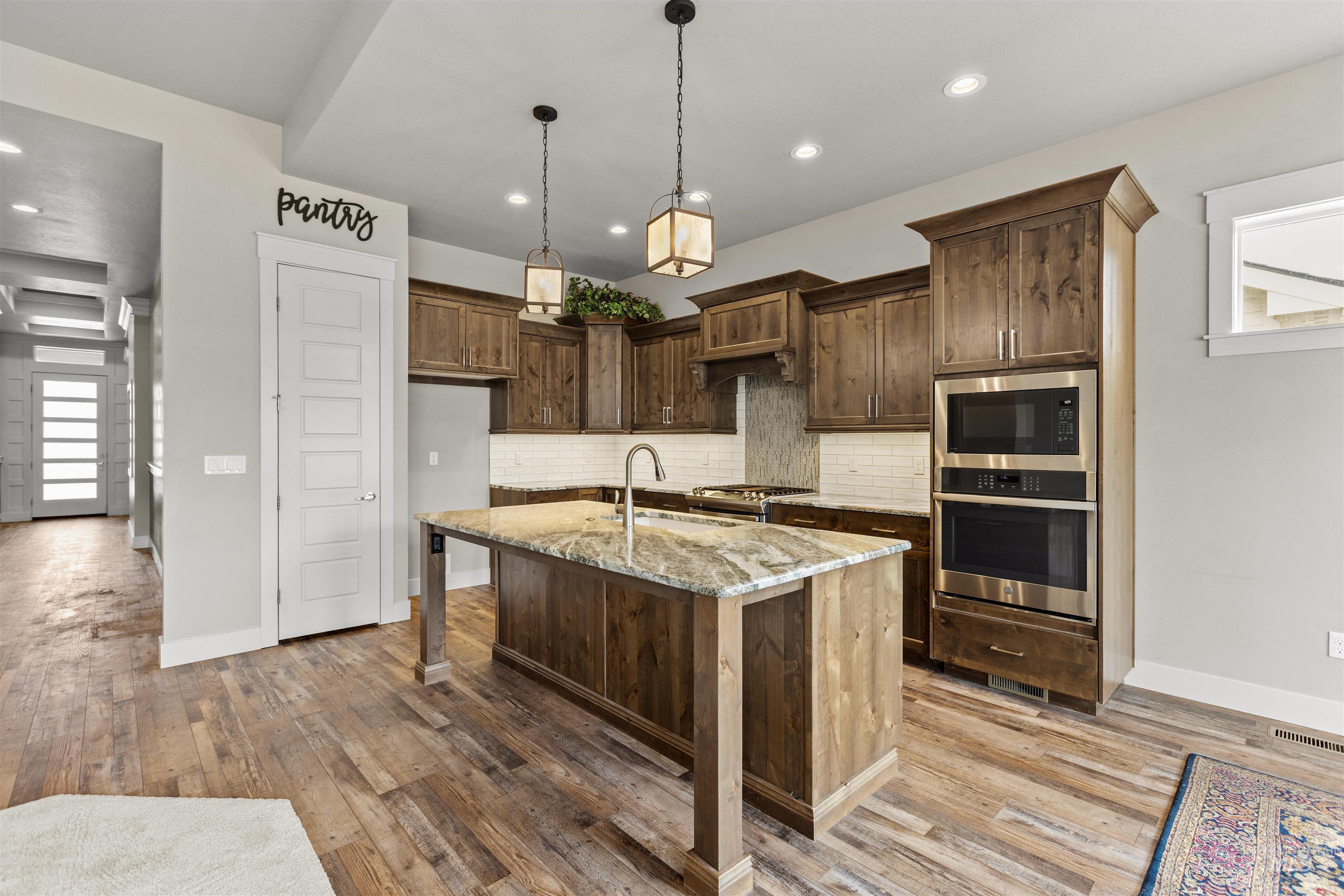 917 E Pascua Dr, Kuna, Idaho 83634, 3 Bedrooms, 2.5 Bathrooms, Residential For Sale, Price $635,000, 98978577