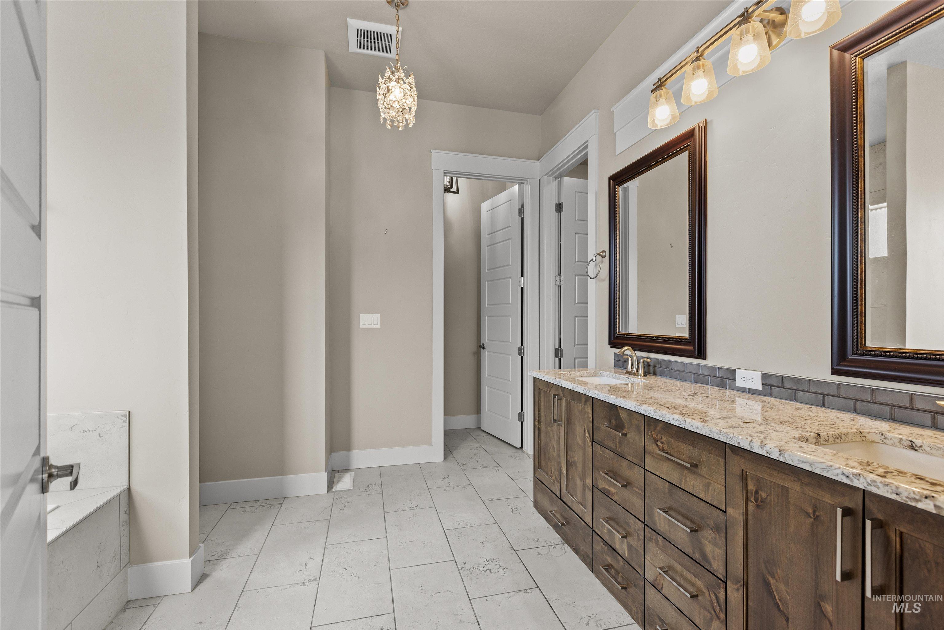 917 E Pascua Dr, Kuna, Idaho 83634, 3 Bedrooms, 2.5 Bathrooms, Residential For Sale, Price $635,000, 98978577