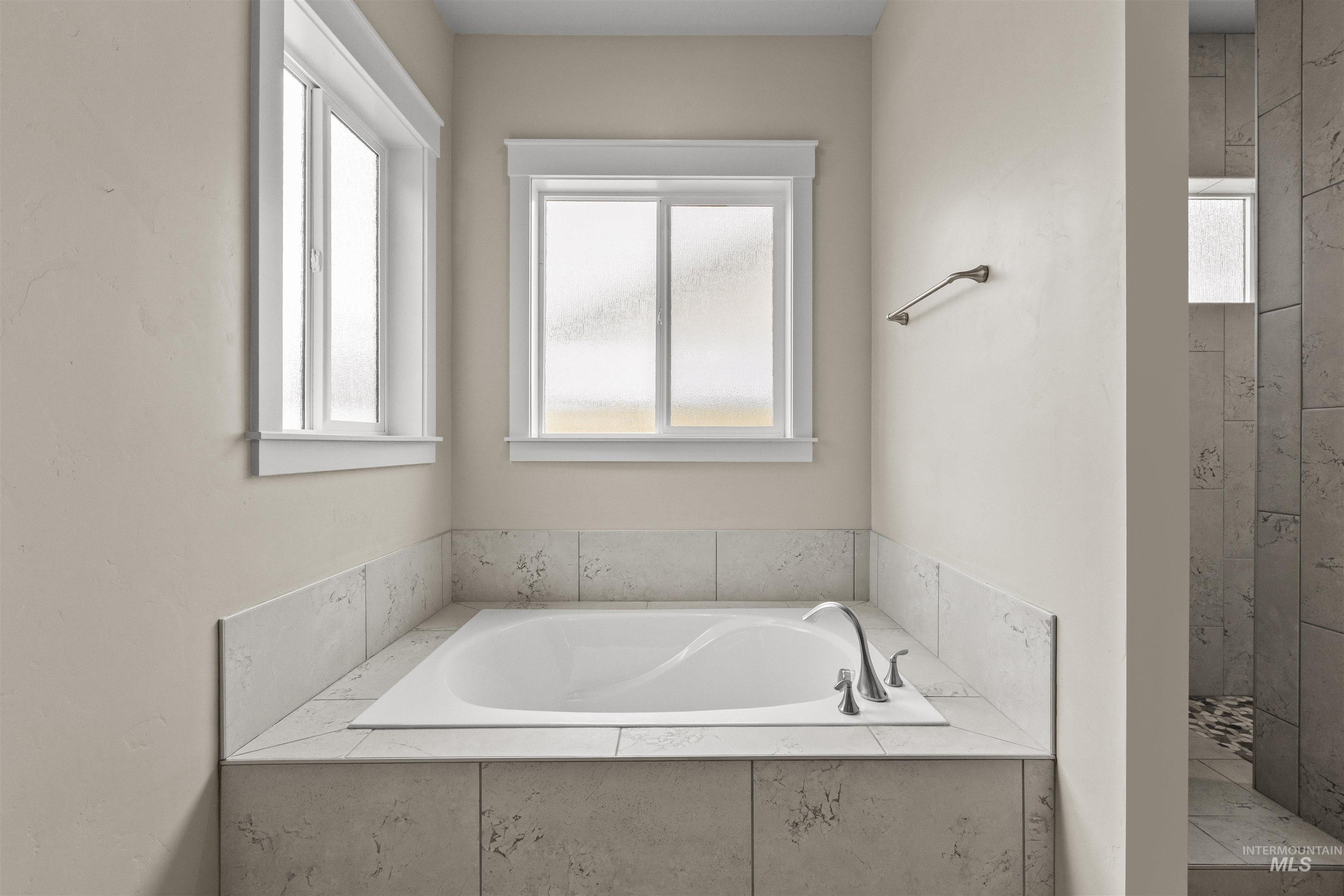 917 E Pascua Dr, Kuna, Idaho 83634, 3 Bedrooms, 2.5 Bathrooms, Residential For Sale, Price $635,000, 98978577