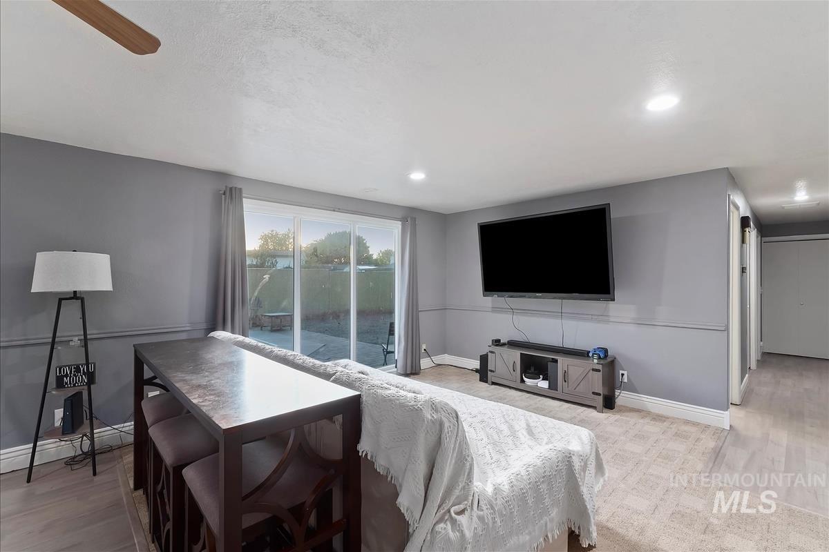 1929 N Crestmont Dr, Meridian, Idaho 83646, 3 Bedrooms, 2 Bathrooms, Residential For Sale, Price $410,000, 98978579