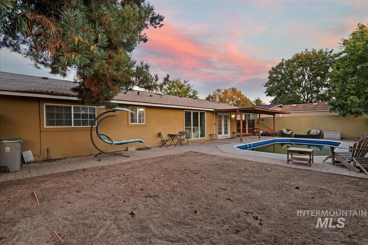 1929 N Crestmont Dr, Meridian, Idaho 83646, 3 Bedrooms, 2 Bathrooms, Residential For Sale, Price $410,000, 98978579