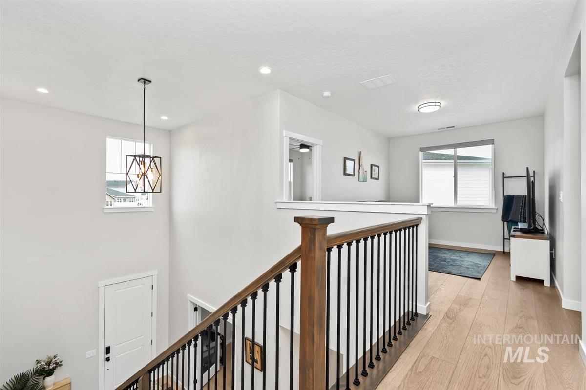 8056 S Diamond River Ave, Meridian, Idaho 83642-1398, 3 Bedrooms, 2.5 Bathrooms, Residential For Sale, Price $587,777, 98978581