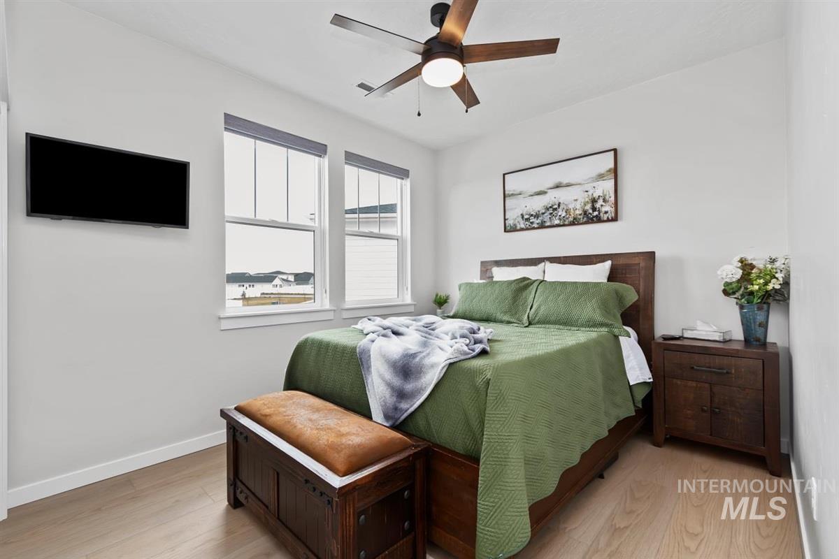 8056 S Diamond River Ave, Meridian, Idaho 83642-1398, 3 Bedrooms, 2.5 Bathrooms, Residential For Sale, Price $625,000, 98978581