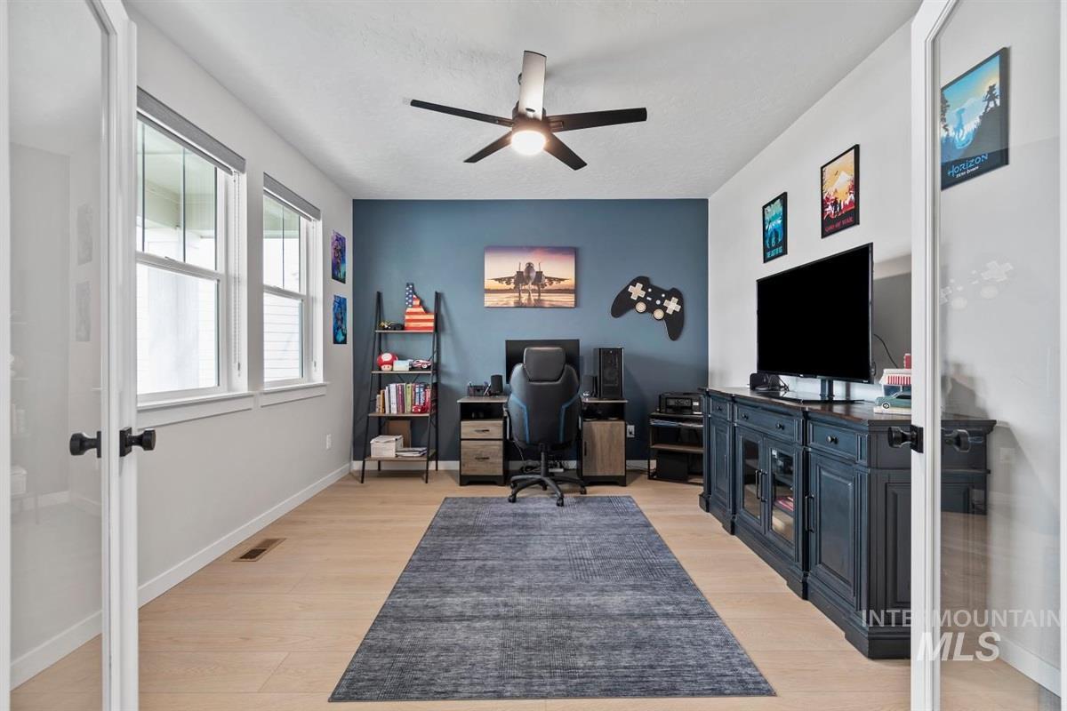 8056 S Diamond River Ave, Meridian, Idaho 83642-1398, 3 Bedrooms, 2.5 Bathrooms, Residential For Sale, Price $625,000, 98978581