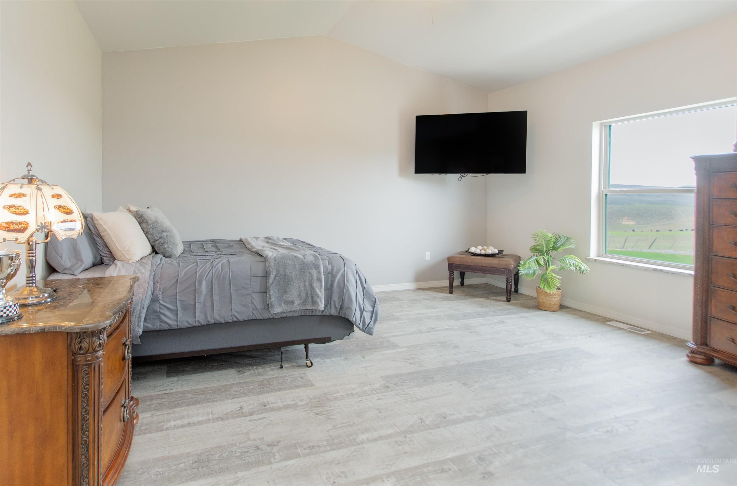 1190 Devils Elbow Road, Weiser, Idaho 83672, 3 Bedrooms, 2 Bathrooms, Residential For Sale, Price $799,900, 98978583