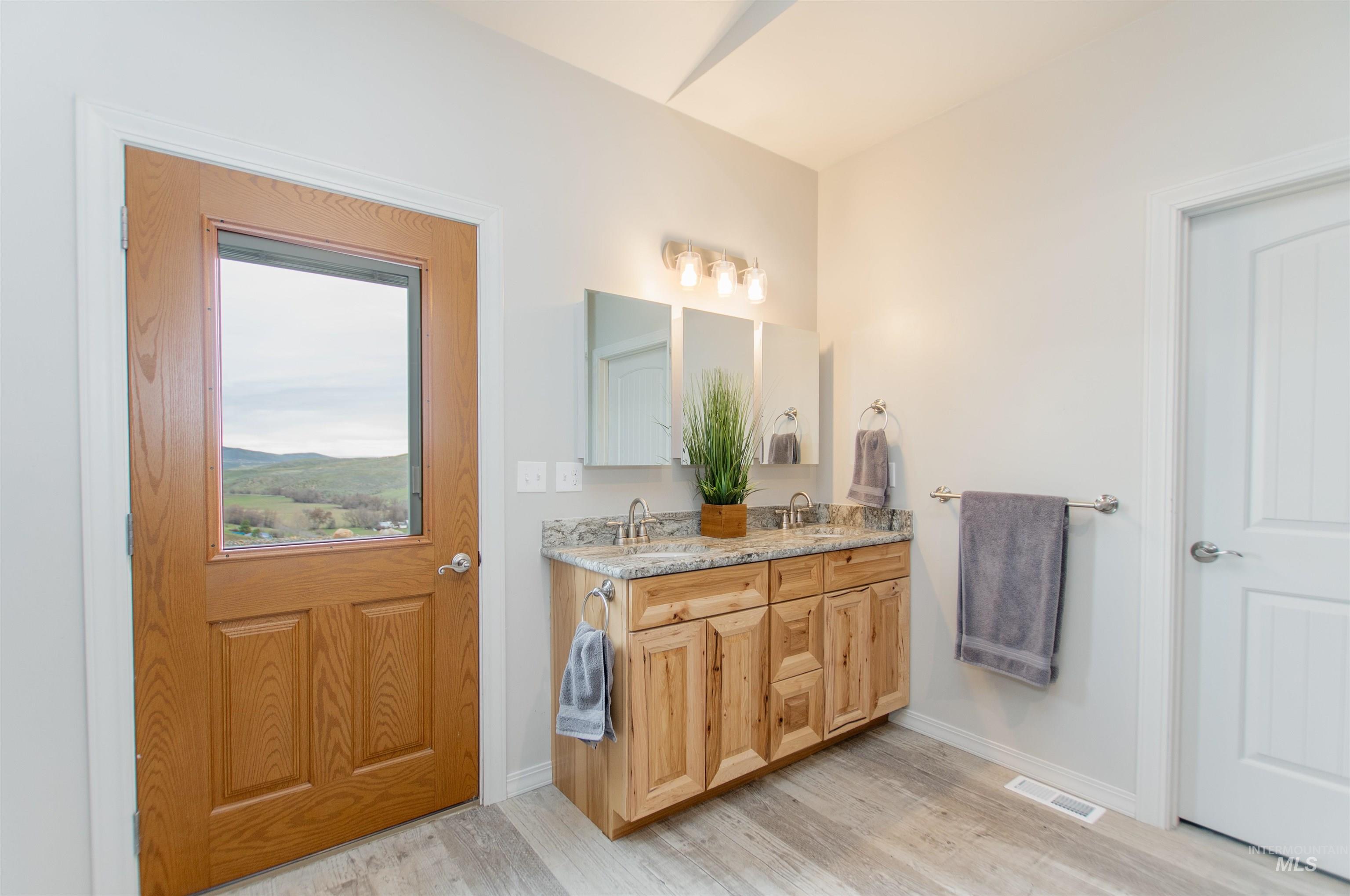 1190 Devils Elbow Road, Weiser, Idaho 83672, 3 Bedrooms, 2 Bathrooms, Residential For Sale, Price $799,900, 98978583