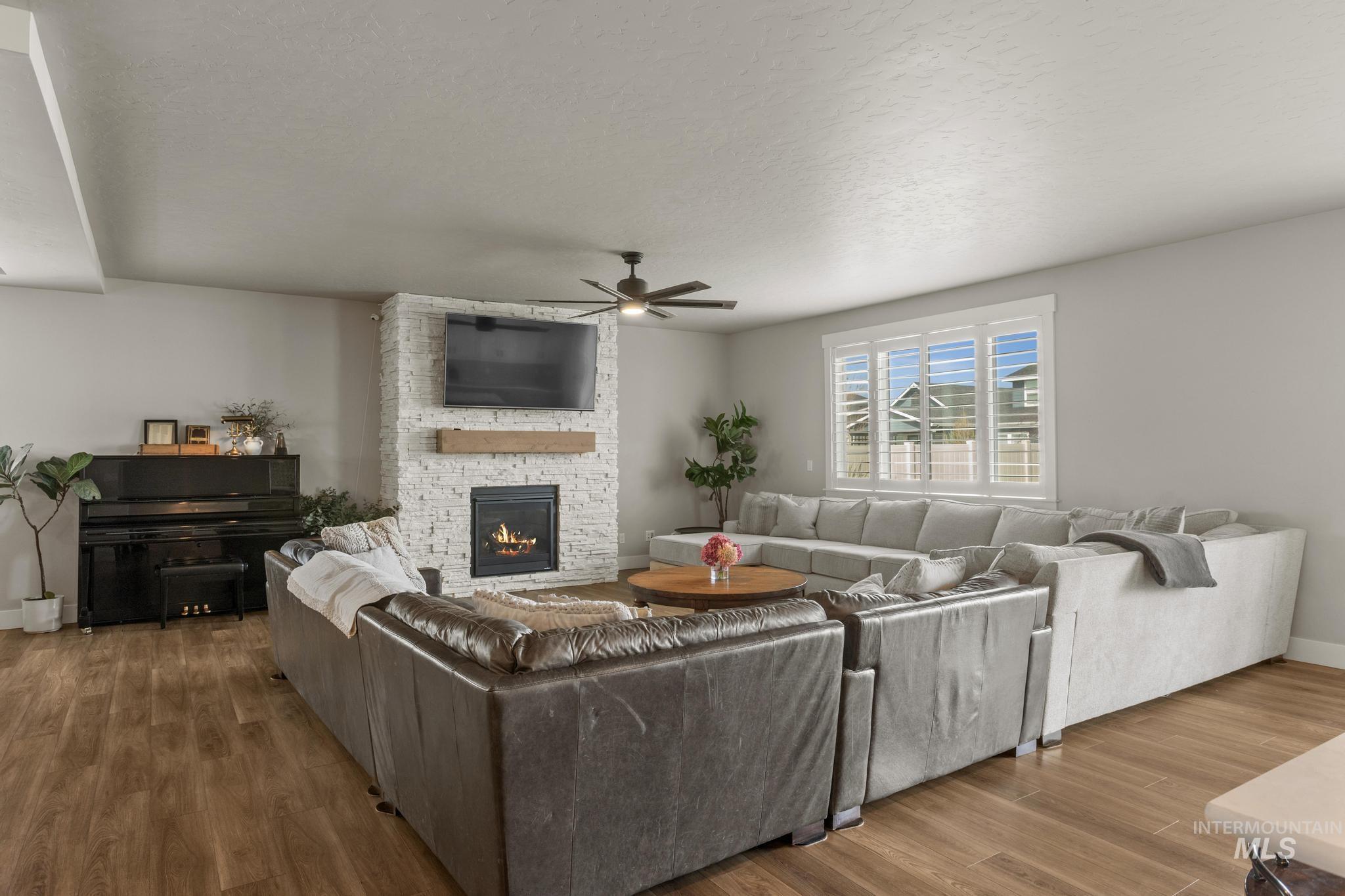 5398 W Avilla Dr, Meridian, Idaho 83464, 3 Bedrooms, 3.5 Bathrooms, Residential For Sale, Price $726,000, 98978585