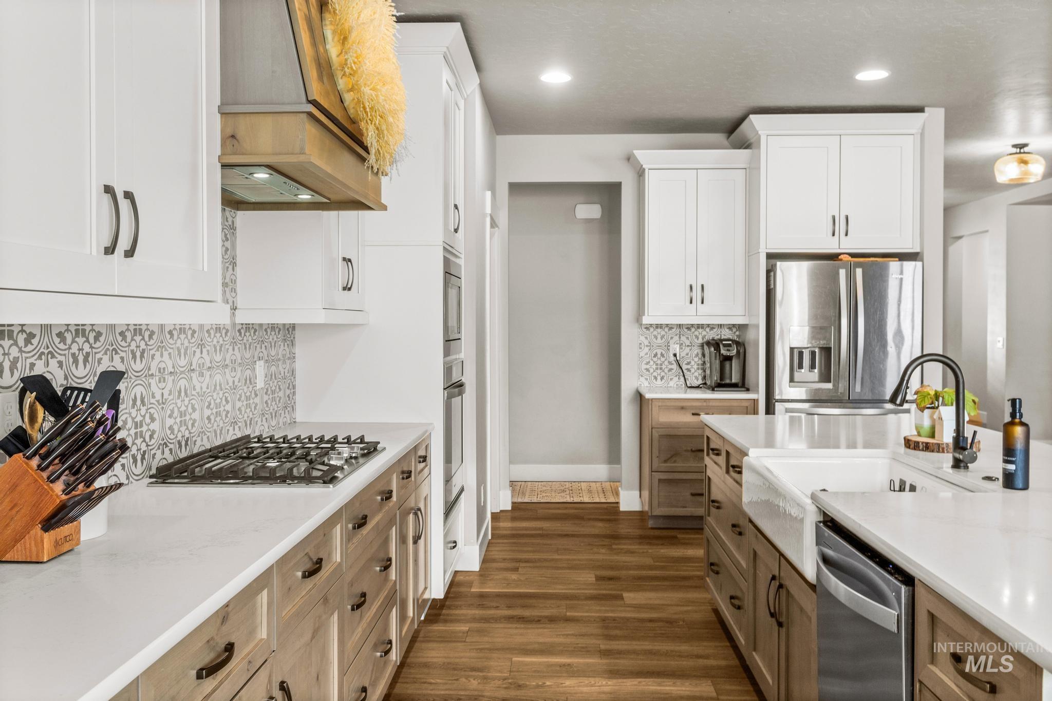 5398 W Avilla Dr, Meridian, Idaho 83464, 3 Bedrooms, 3.5 Bathrooms, Residential For Sale, Price $726,000, 98978585