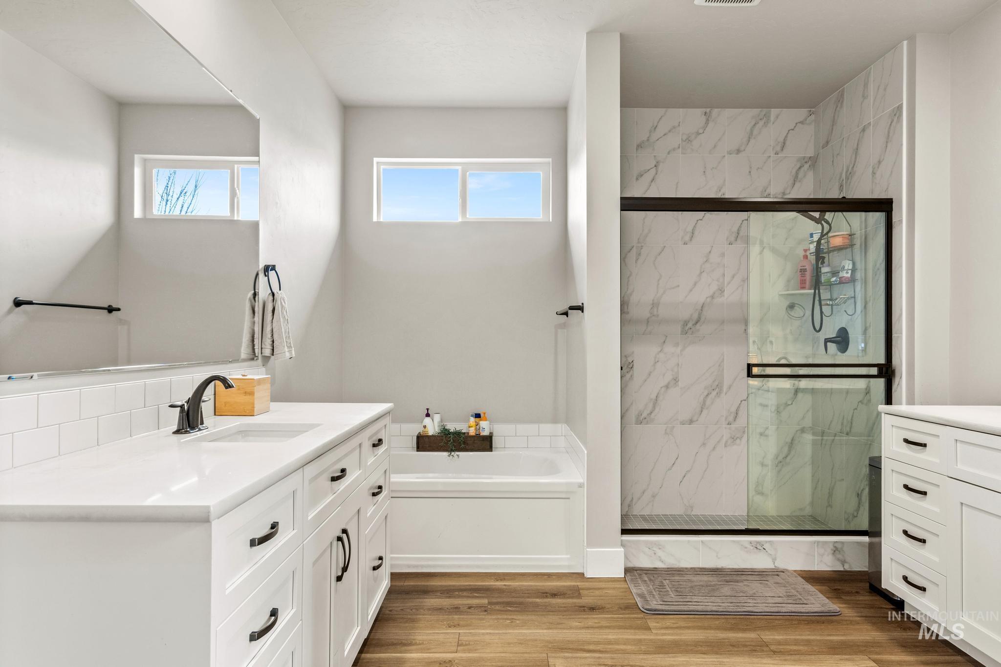 5398 W Avilla Dr, Meridian, Idaho 83464, 3 Bedrooms, 3.5 Bathrooms, Residential For Sale, Price $726,000, 98978585