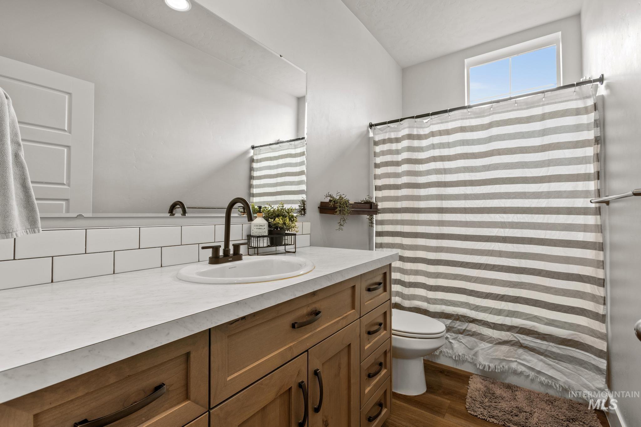 5398 W Avilla Dr, Meridian, Idaho 83464, 3 Bedrooms, 3.5 Bathrooms, Residential For Sale, Price $726,000, 98978585