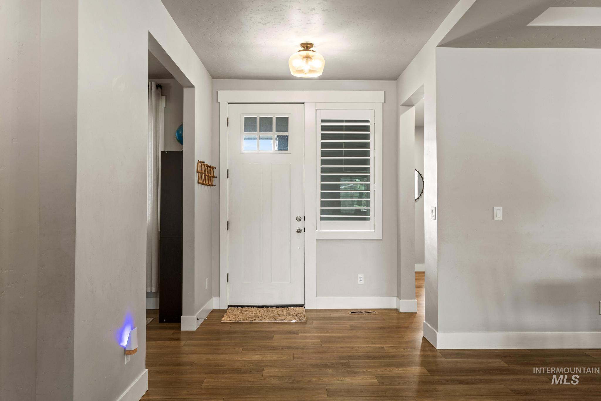 5398 W Avilla Dr, Meridian, Idaho 83464, 3 Bedrooms, 3.5 Bathrooms, Residential For Sale, Price $726,000, 98978585