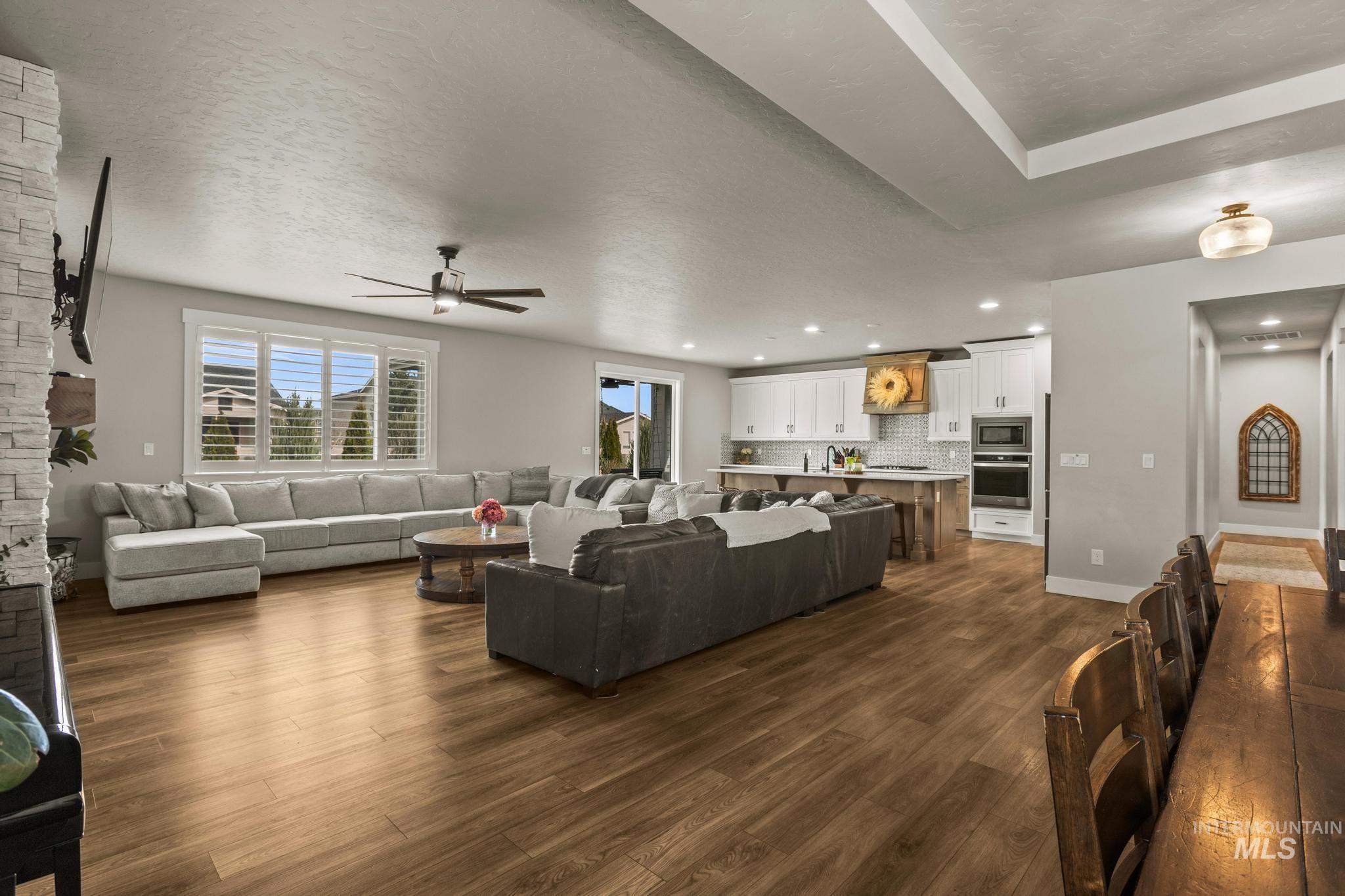 5398 W Avilla Dr, Meridian, Idaho 83464, 3 Bedrooms, 3.5 Bathrooms, Residential For Sale, Price $726,000, 98978585