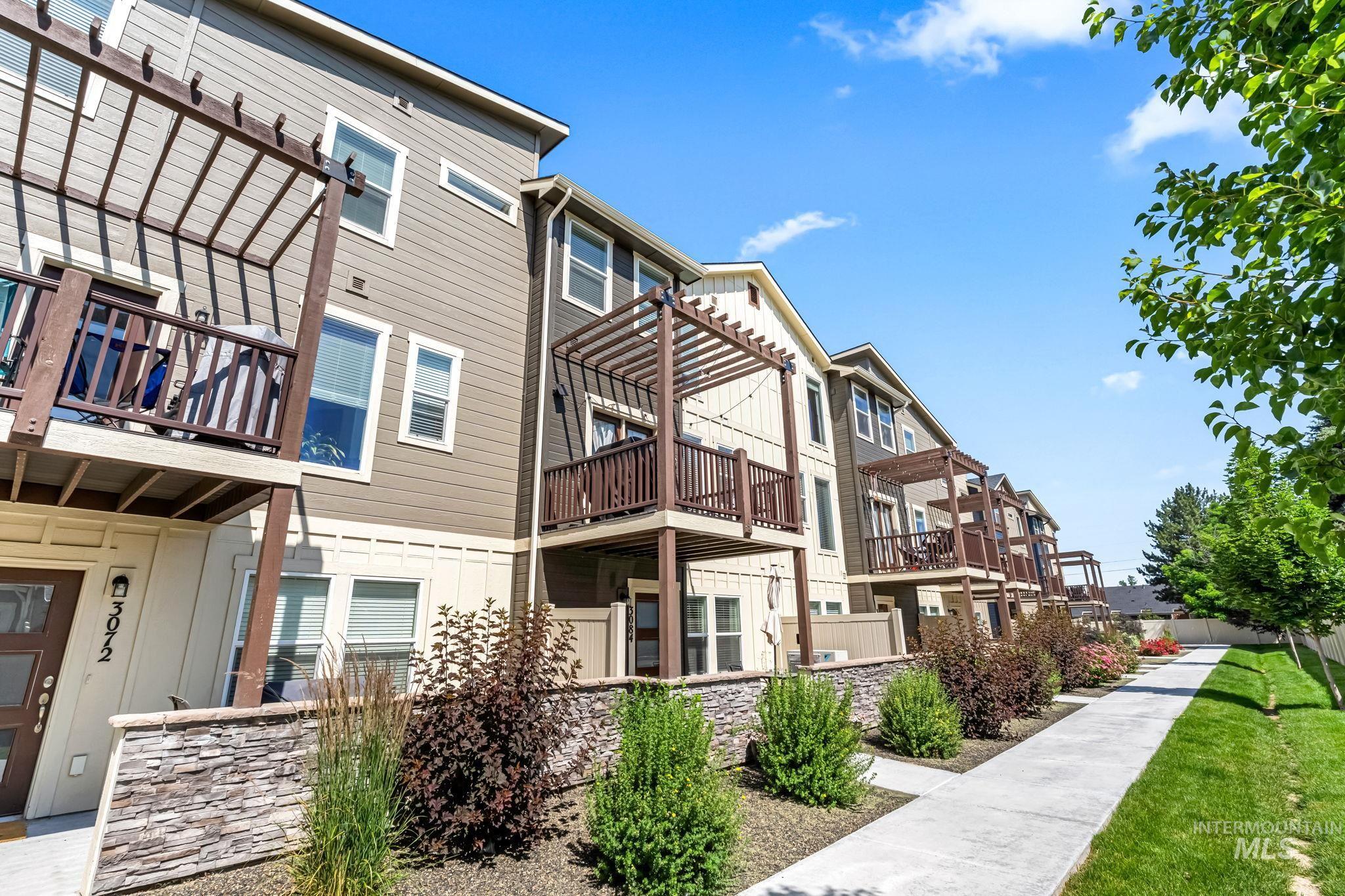 3084 N Network Lane, Boise, Idaho 83704, 4 Bedrooms, 3.5 Bathrooms, Residential For Sale, Price $459,900, 98978588