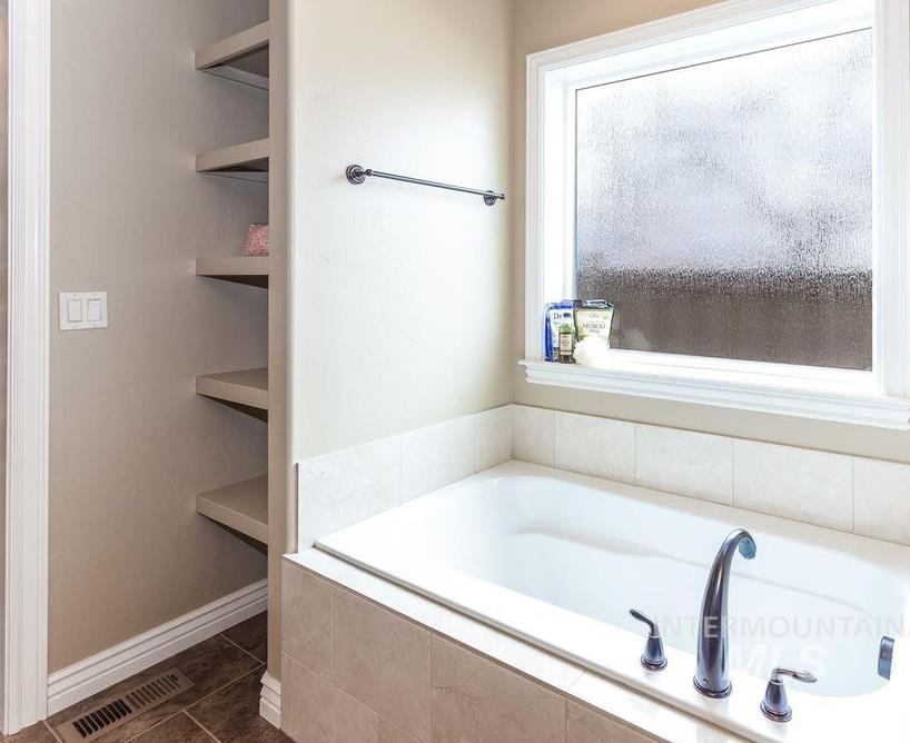 10144 W Achillea, Star, Idaho 83669-0000, 3 Bedrooms, 2 Bathrooms, Residential For Sale, Price $531,900, 98978589