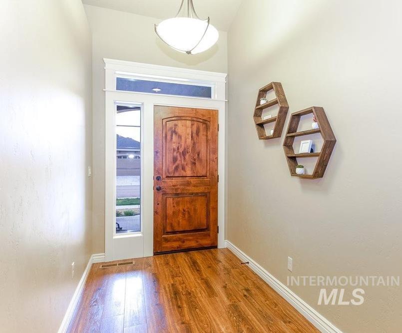 10144 W Achillea, Star, Idaho 83669-0000, 3 Bedrooms, 2 Bathrooms, Residential For Sale, Price $531,900, 98978589