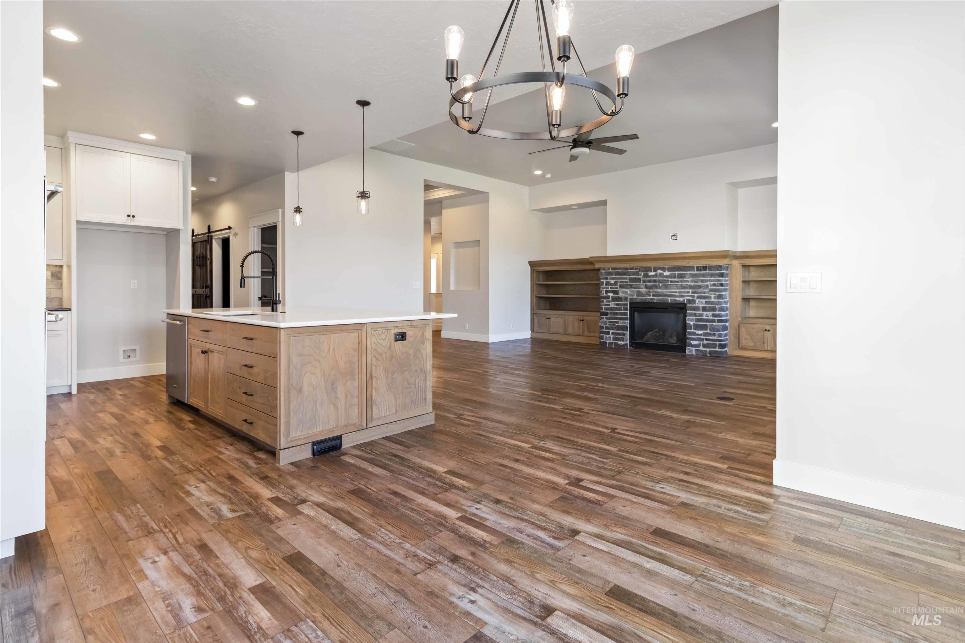 5867 S Hill Farm Way, Meridian, Idaho 83642, 4 Bedrooms, 3 Bathrooms, Residential For Sale, Price $749,900, 98978590