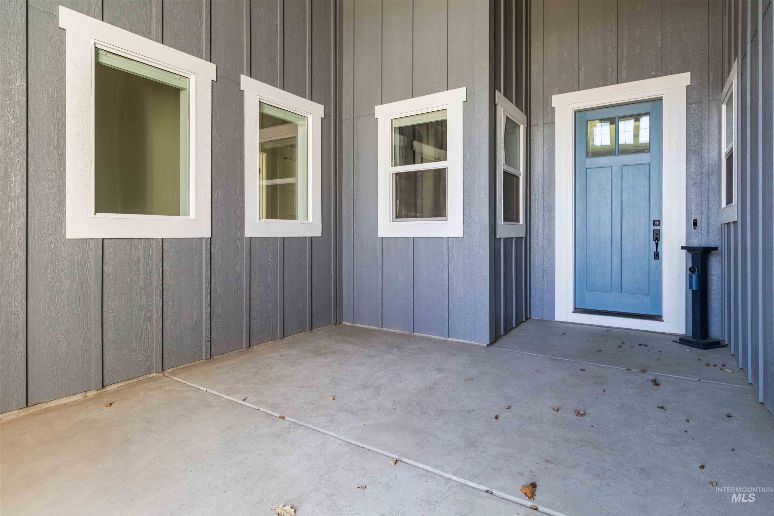 5867 S Hill Farm Way, Meridian, Idaho 83642, 4 Bedrooms, 3 Bathrooms, Residential For Sale, Price $749,900, 98978590