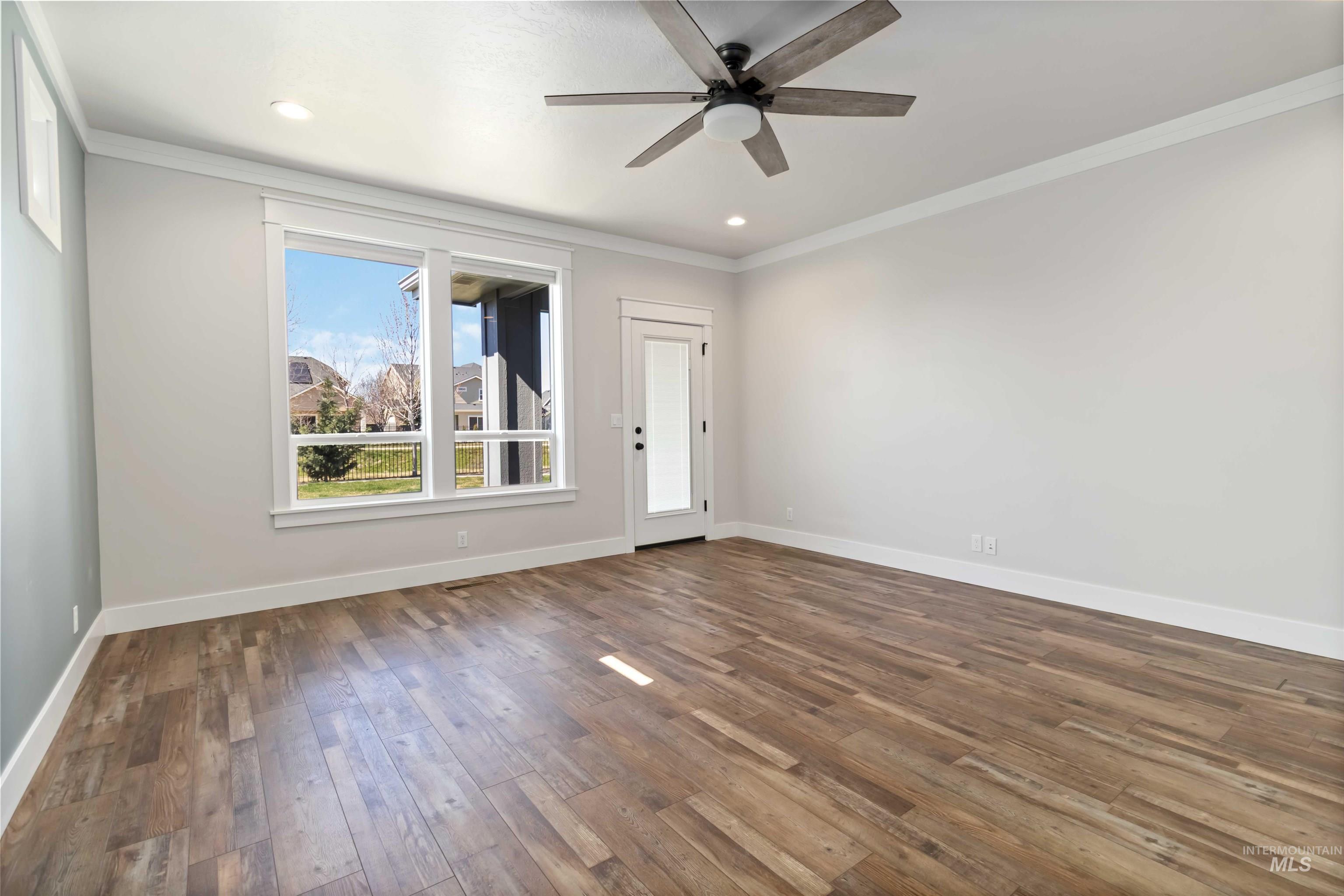 5867 S Hill Farm Way, Meridian, Idaho 83642, 4 Bedrooms, 3 Bathrooms, Residential For Sale, Price $749,900, 98978590