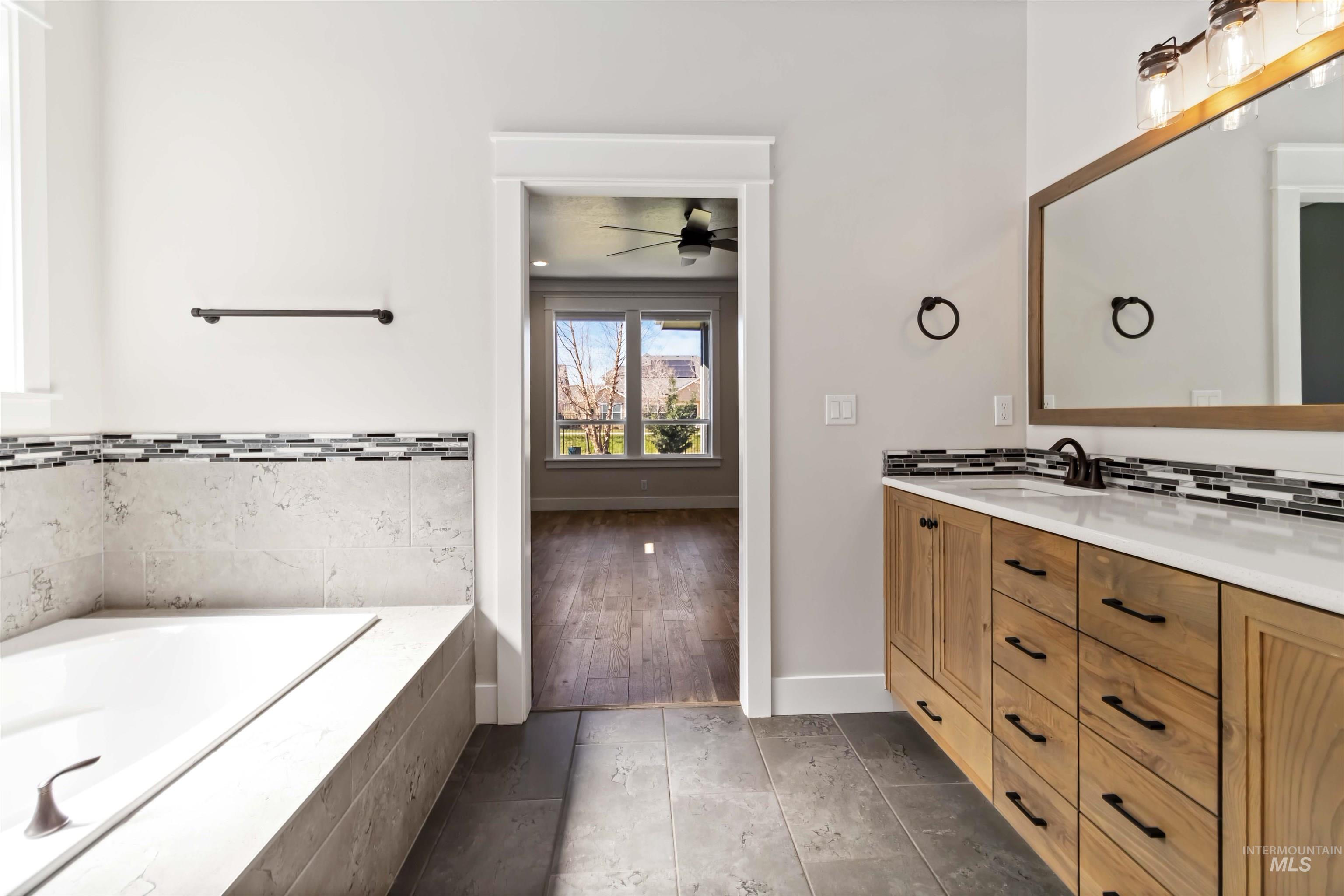 5867 S Hill Farm Way, Meridian, Idaho 83642, 4 Bedrooms, 3 Bathrooms, Residential For Sale, Price $749,900, 98978590