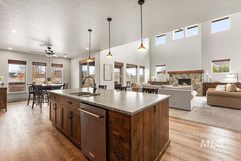 5770 S Pioneer Trail Way, Meridian, Idaho 83642, 4 Bedrooms, 4 Bathrooms, Residential For Sale, Price $1,030,000, 98978591