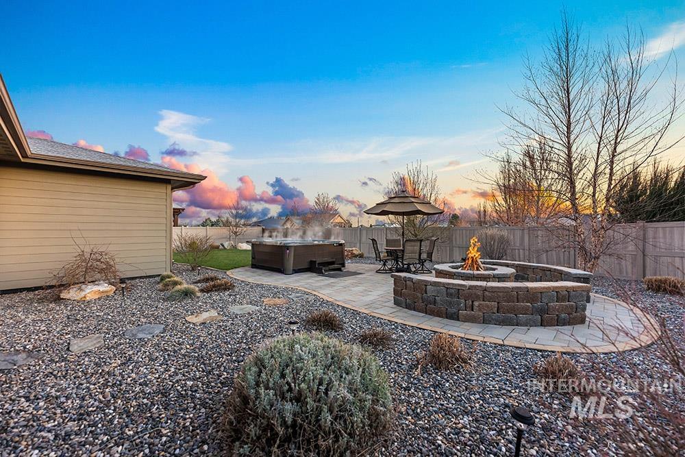 5770 S Pioneer Trail Way, Meridian, Idaho 83642, 4 Bedrooms, 4 Bathrooms, Residential For Sale, Price $1,030,000, 98978591