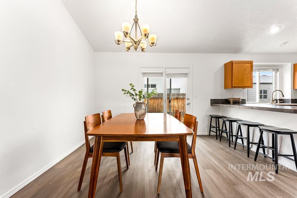 2352 E Meadow Wood Dr, Meridian, Idaho 83646, 3 Bedrooms, 2 Bathrooms, Residential For Sale, Price $448,500, 98978592