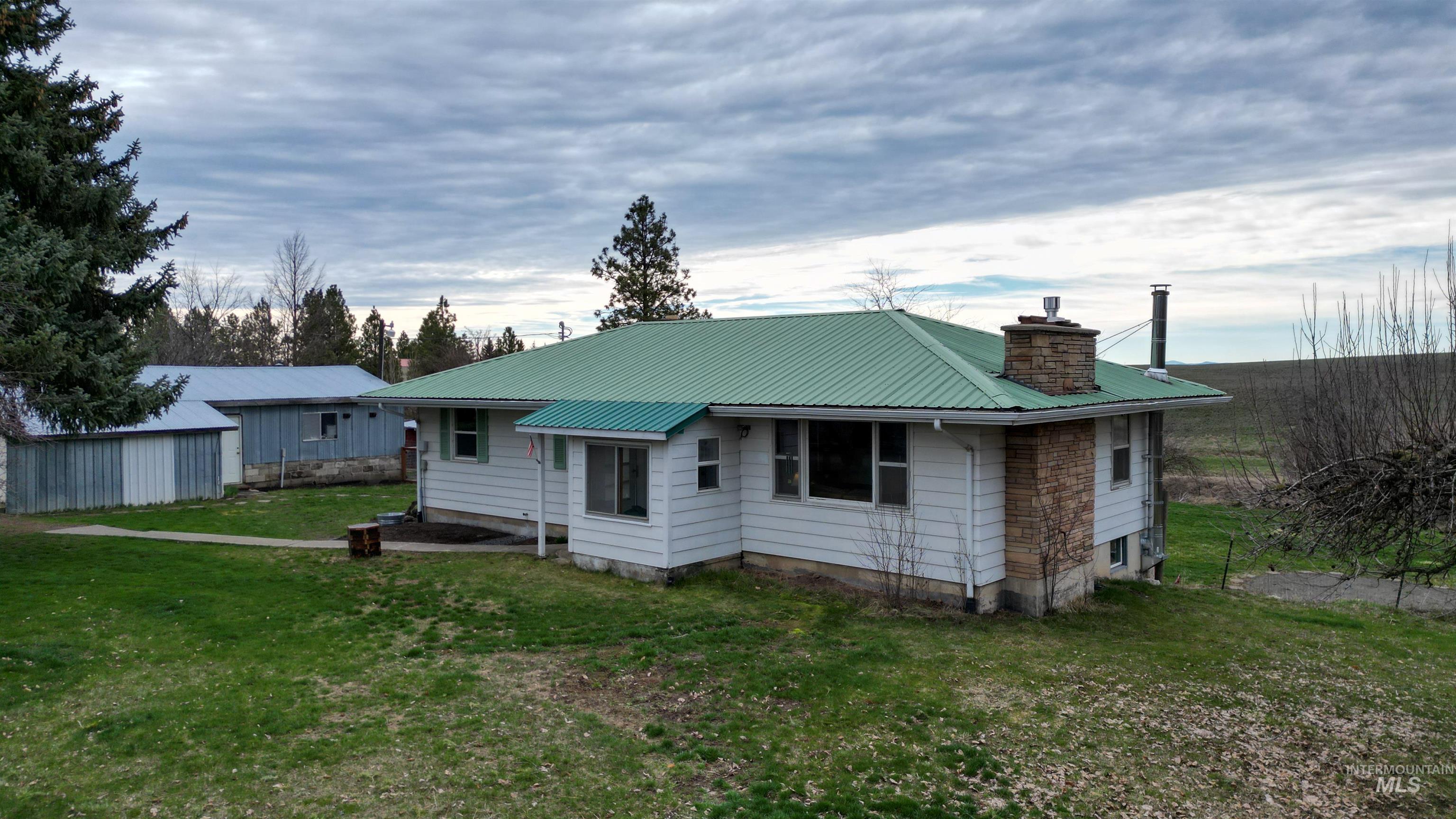 3611 Highway 8, Troy, Idaho 83871, 5 Bedrooms, 2 Bathrooms, Residential For Sale, Price $575,000, 98978593