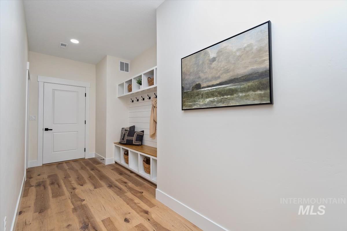 9894 W Sunberry Court, Star, Idaho 83669, 4 Bedrooms, 2.5 Bathrooms, Residential For Sale, Price $719,900, 98978596