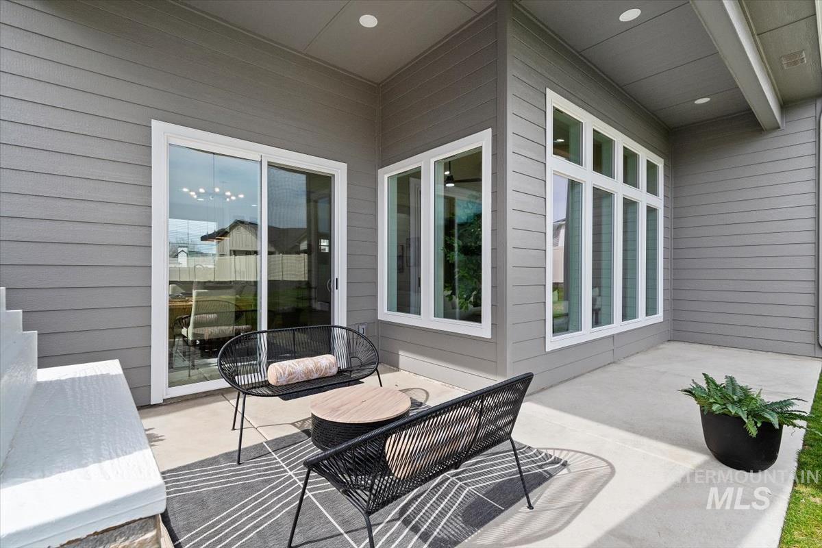 9894 W Sunberry Court, Star, Idaho 83669, 4 Bedrooms, 2.5 Bathrooms, Residential For Sale, Price $719,900, 98978596