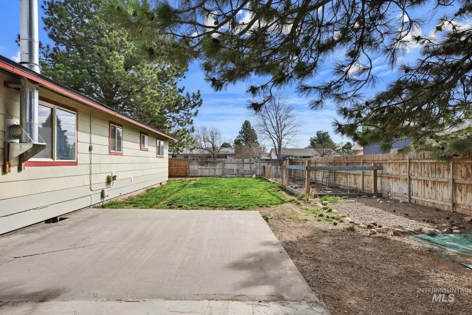 115 E 14th N St, Mountain Home, Idaho 83647, 3 Bedrooms, 1 Bathroom, Residential For Sale, Price $285,000, 98978598