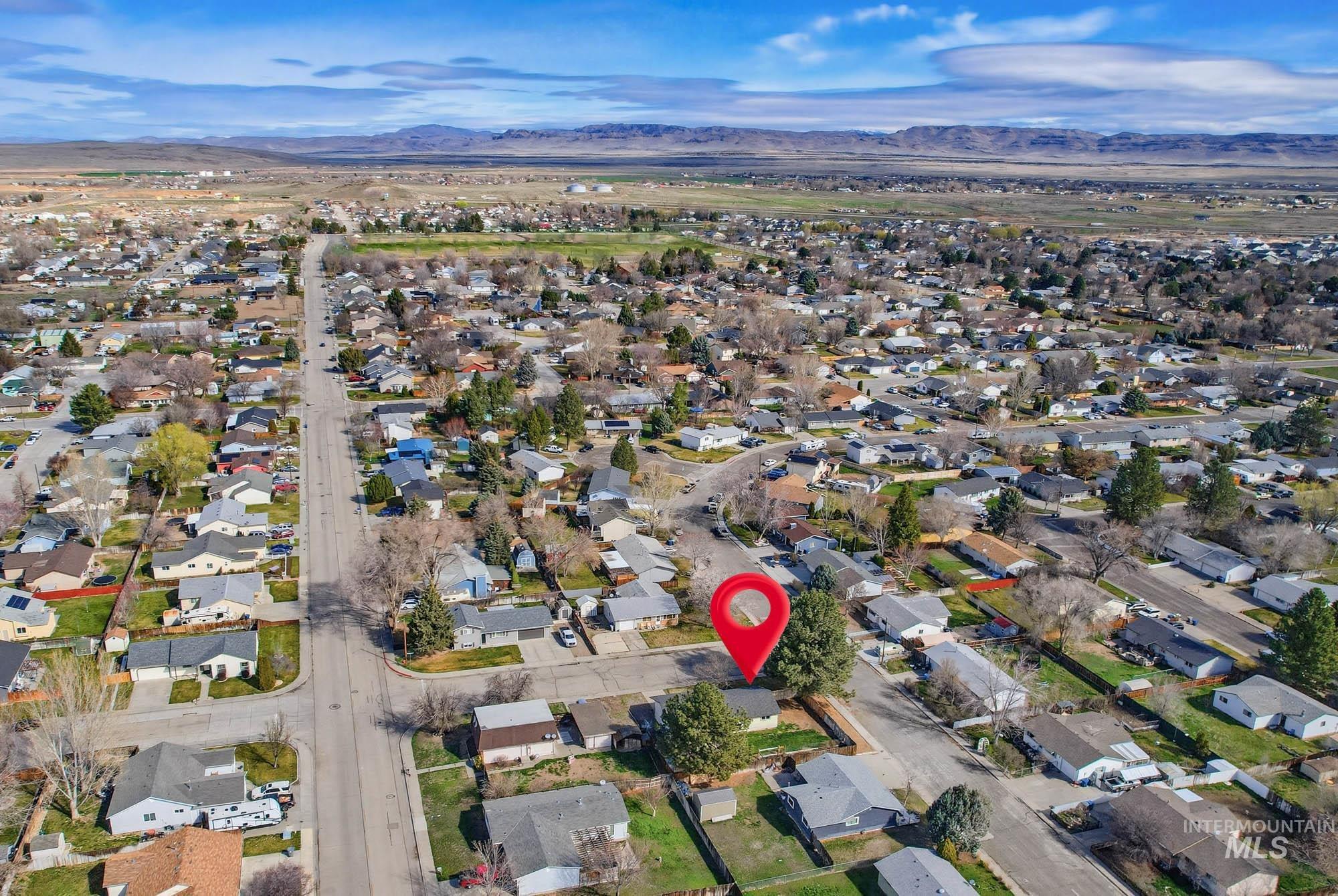 115 E 14th N St, Mountain Home, Idaho 83647, 3 Bedrooms, 1 Bathroom, Residential For Sale, Price $285,000, 98978598