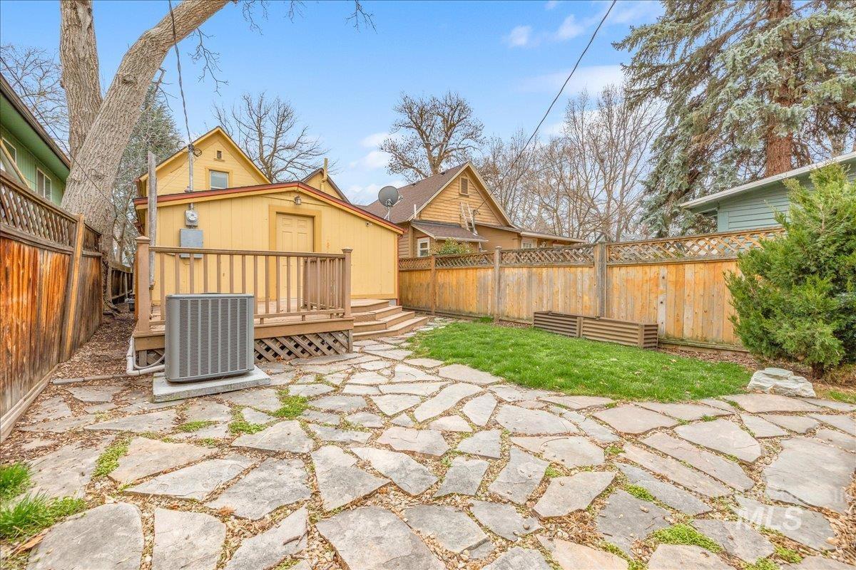 1403 N 7th Street, Boise, Idaho 83702, 3 Bedrooms, 1 Bathroom, Residential For Sale, Price $649,900, 98978600