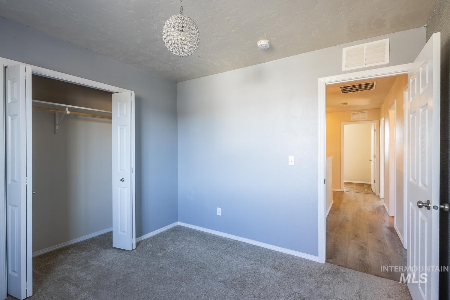 2005 W Shoshone Ave, Nampa, Idaho 83651, 4 Bedrooms, 2.5 Bathrooms, Residential For Sale, Price $455,000,MLS 98978603