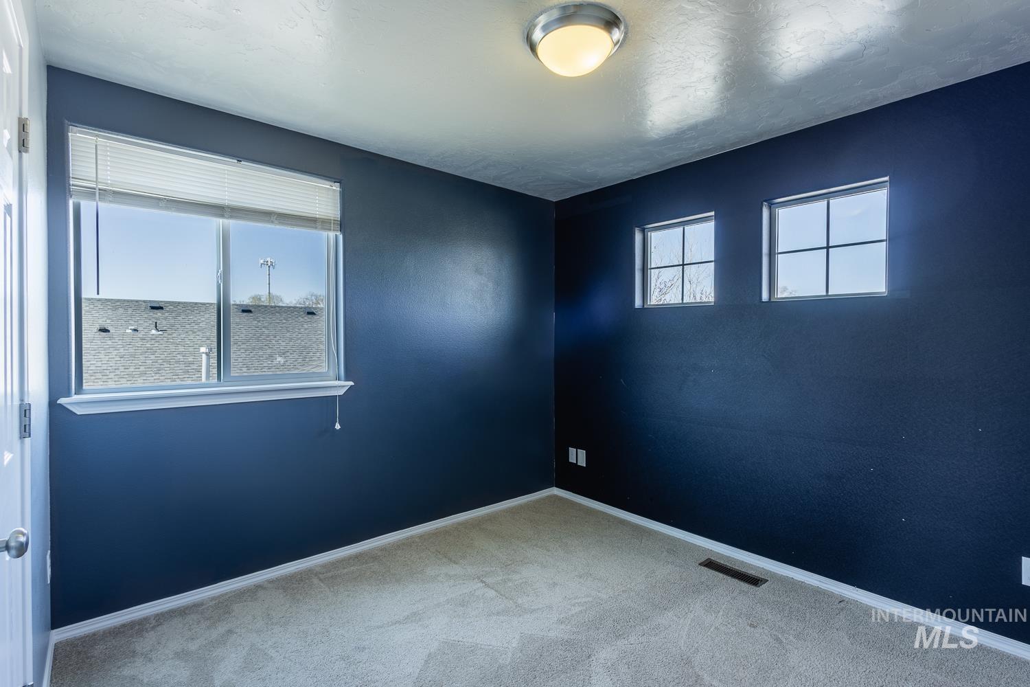 2005 W Shoshone Ave, Nampa, Idaho 83651, 4 Bedrooms, 2.5 Bathrooms, Residential For Sale, Price $455,000,MLS 98978603