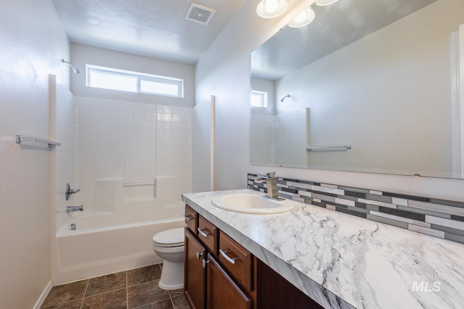 2005 W Shoshone Ave, Nampa, Idaho 83651, 4 Bedrooms, 2.5 Bathrooms, Residential For Sale, Price $455,000,MLS 98978603