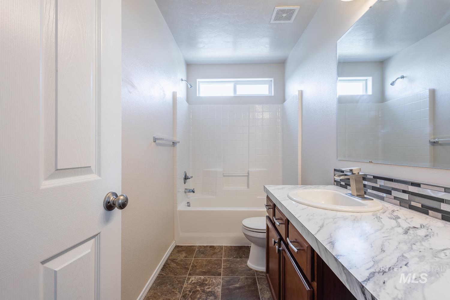 2005 W Shoshone Ave, Nampa, Idaho 83651, 4 Bedrooms, 2.5 Bathrooms, Residential For Sale, Price $455,000,MLS 98978603