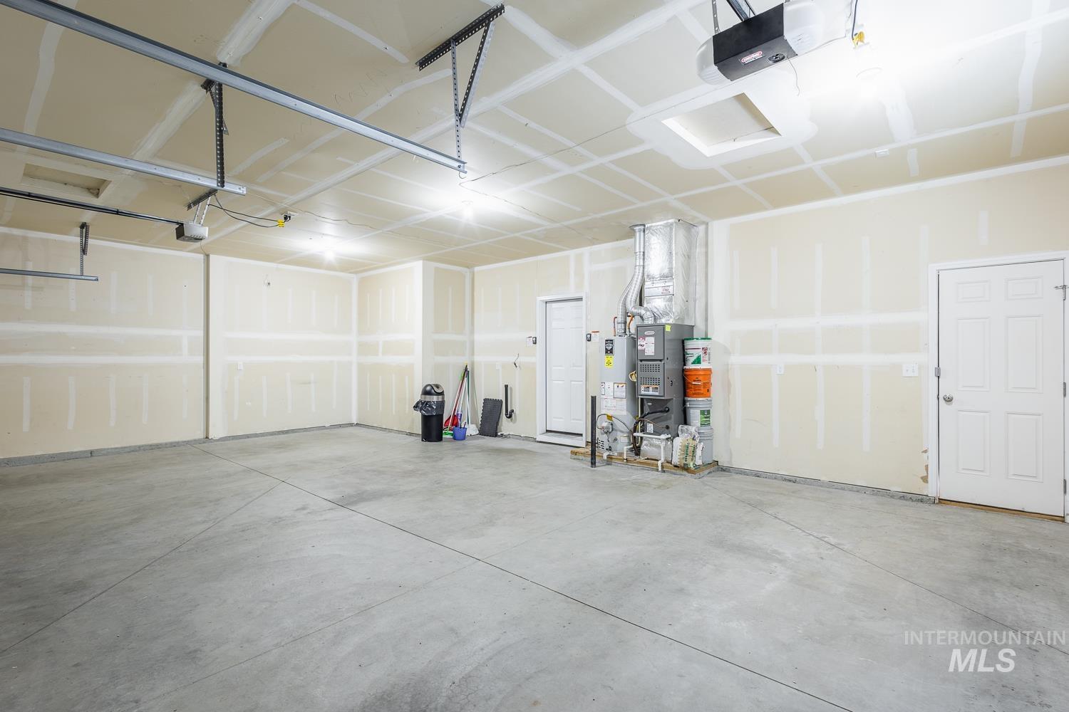 2005 W Shoshone Ave, Nampa, Idaho 83651, 4 Bedrooms, 2.5 Bathrooms, Residential For Sale, Price $455,000,MLS 98978603