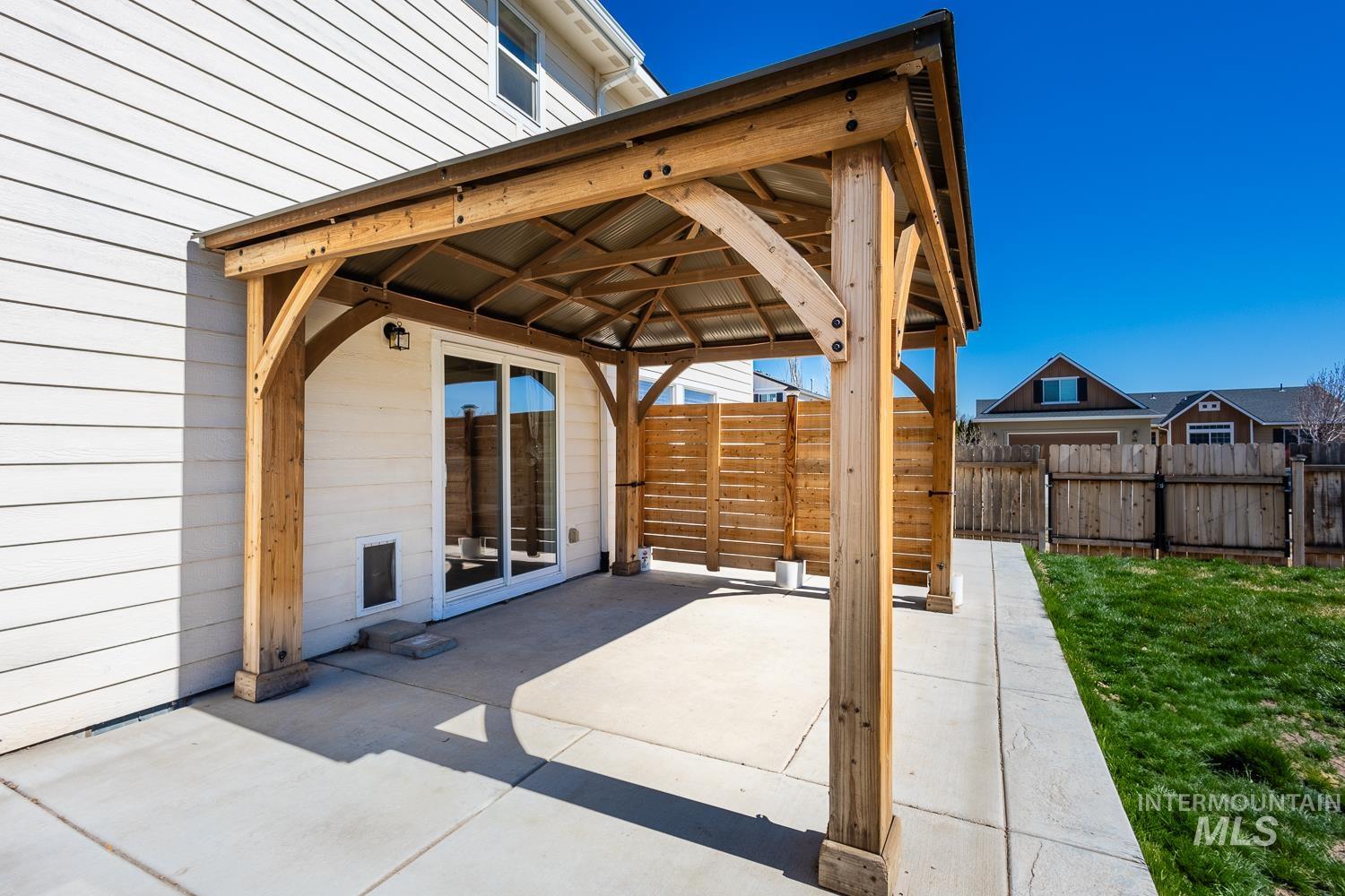 2005 W Shoshone Ave, Nampa, Idaho 83651, 4 Bedrooms, 2.5 Bathrooms, Residential For Sale, Price $455,000,MLS 98978603