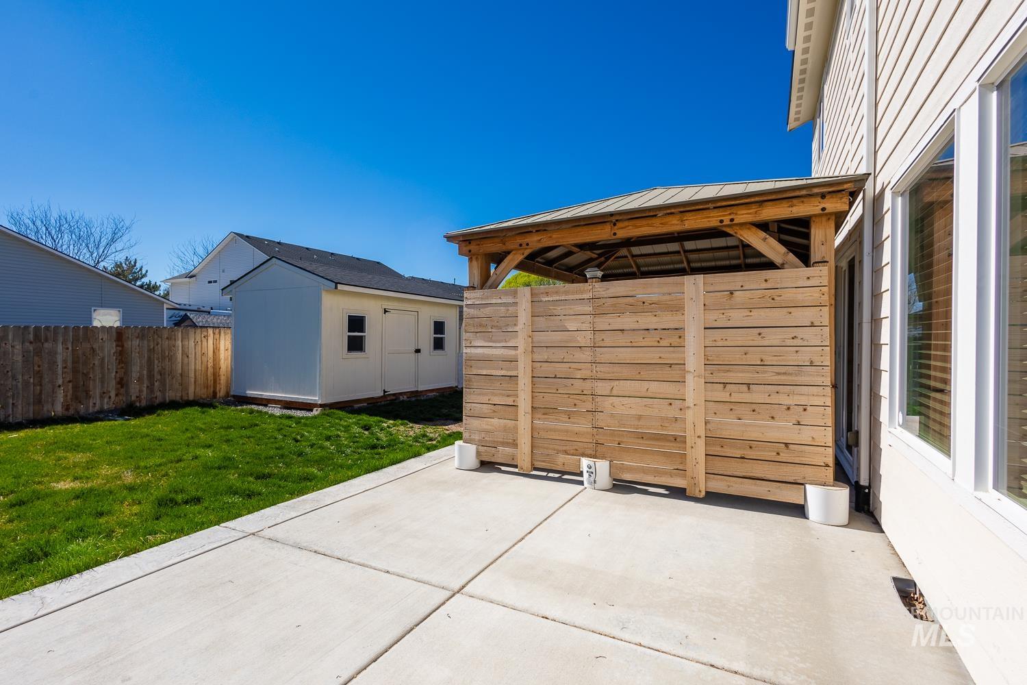 2005 W Shoshone Ave, Nampa, Idaho 83651, 4 Bedrooms, 2.5 Bathrooms, Residential For Sale, Price $455,000,MLS 98978603