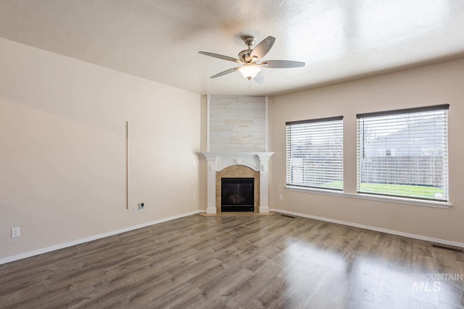 2005 W Shoshone Ave, Nampa, Idaho 83651, 4 Bedrooms, 2.5 Bathrooms, Residential For Sale, Price $455,000,MLS 98978603