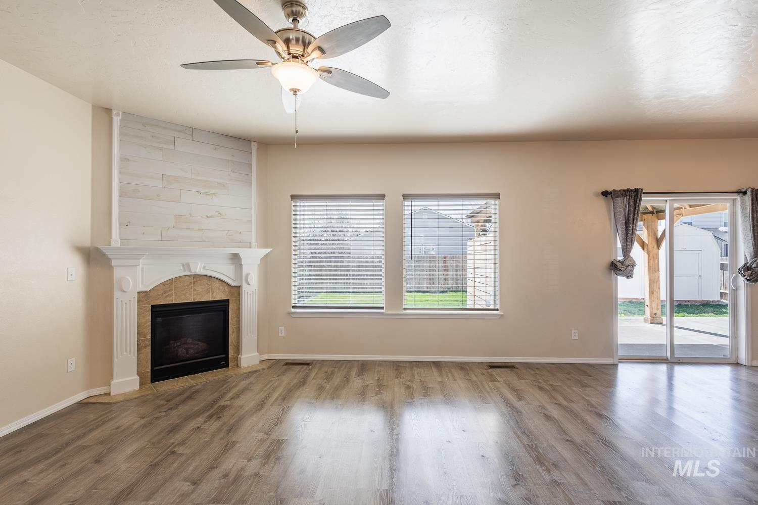 2005 W Shoshone Ave, Nampa, Idaho 83651, 4 Bedrooms, 2.5 Bathrooms, Residential For Sale, Price $455,000,MLS 98978603