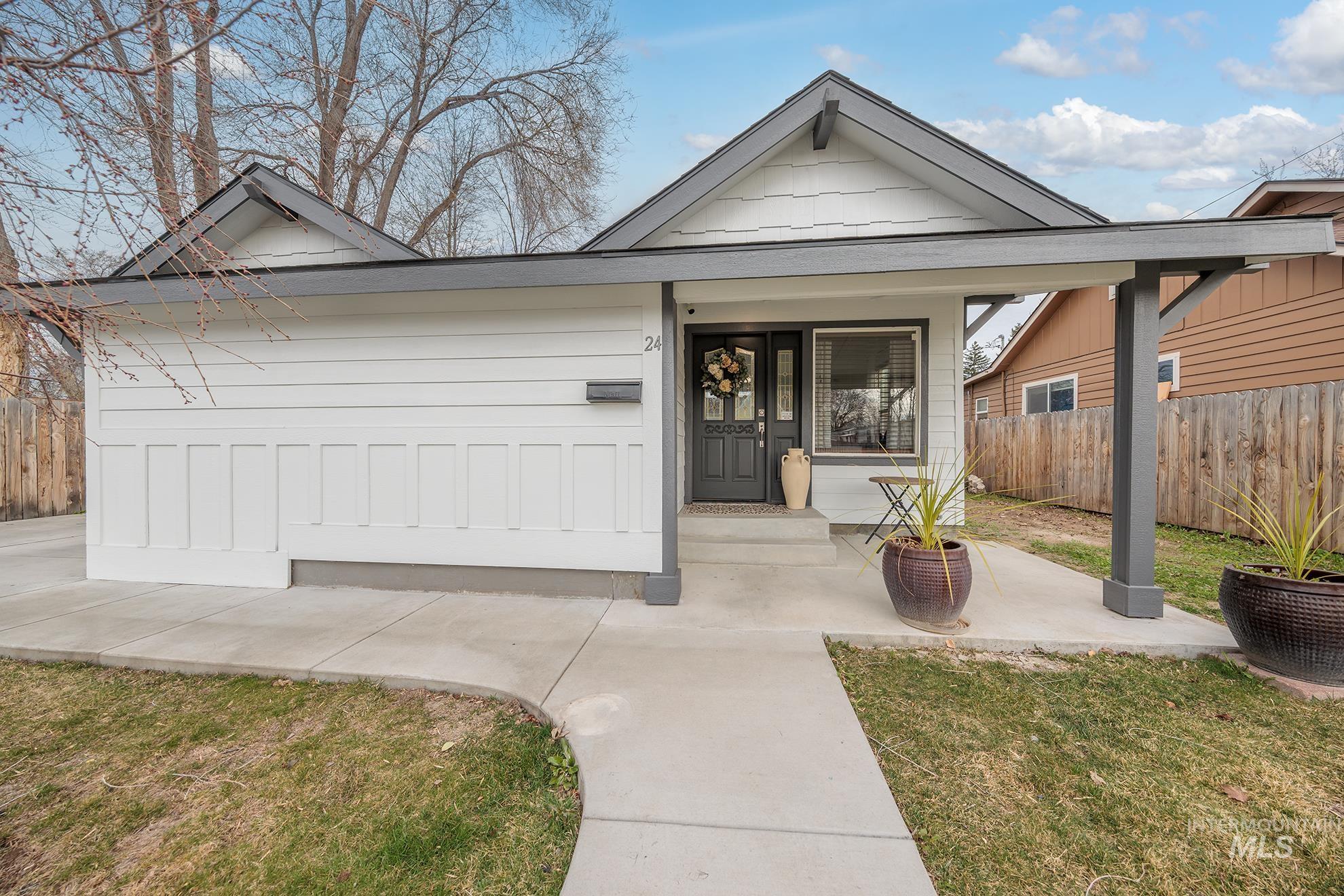 24 N Fairview St, Nampa, Idaho 83651, 3 Bedrooms, 2 Bathrooms, Residential For Sale, Price $359,000, 98978604