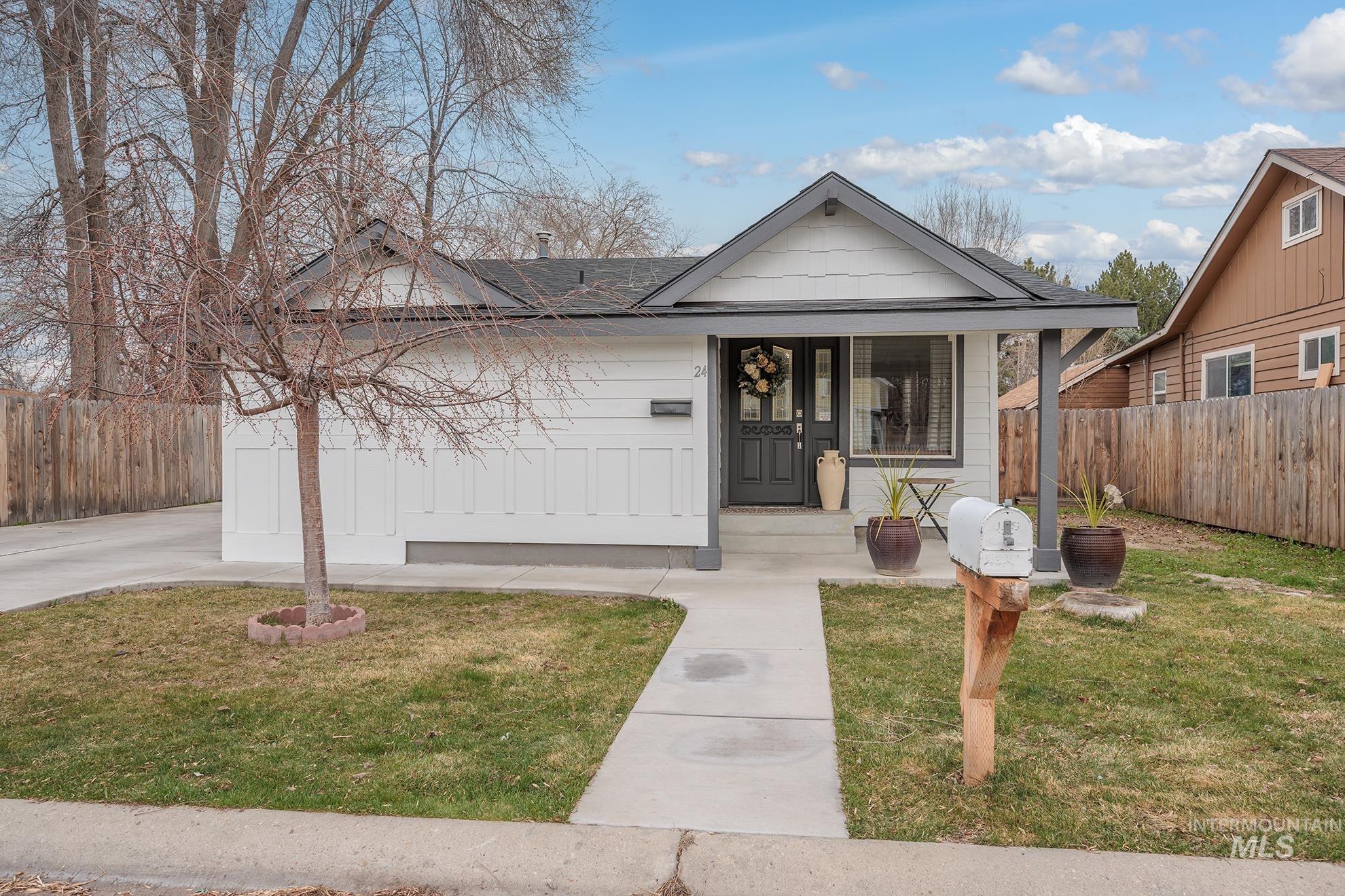 24 N Fairview St, Nampa, Idaho 83651, 3 Bedrooms, 2 Bathrooms, Residential For Sale, Price $359,000, 98978604