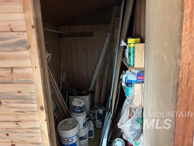 820 Sweeney Hill Rd, Elk City, Idaho 83525, 3 Bedrooms, 1.5 Bathrooms, Residential For Sale, Price $265,000, 98978605