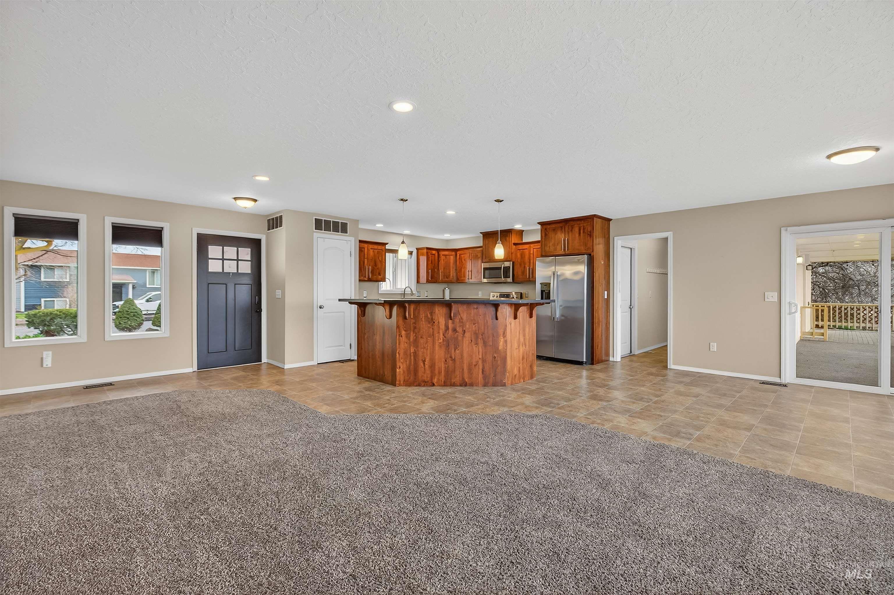 2746 Florence Court, Clarkston, Washington 99403, 3 Bedrooms, 3 Bathrooms, Residential For Sale, Price $499,000, 98978606