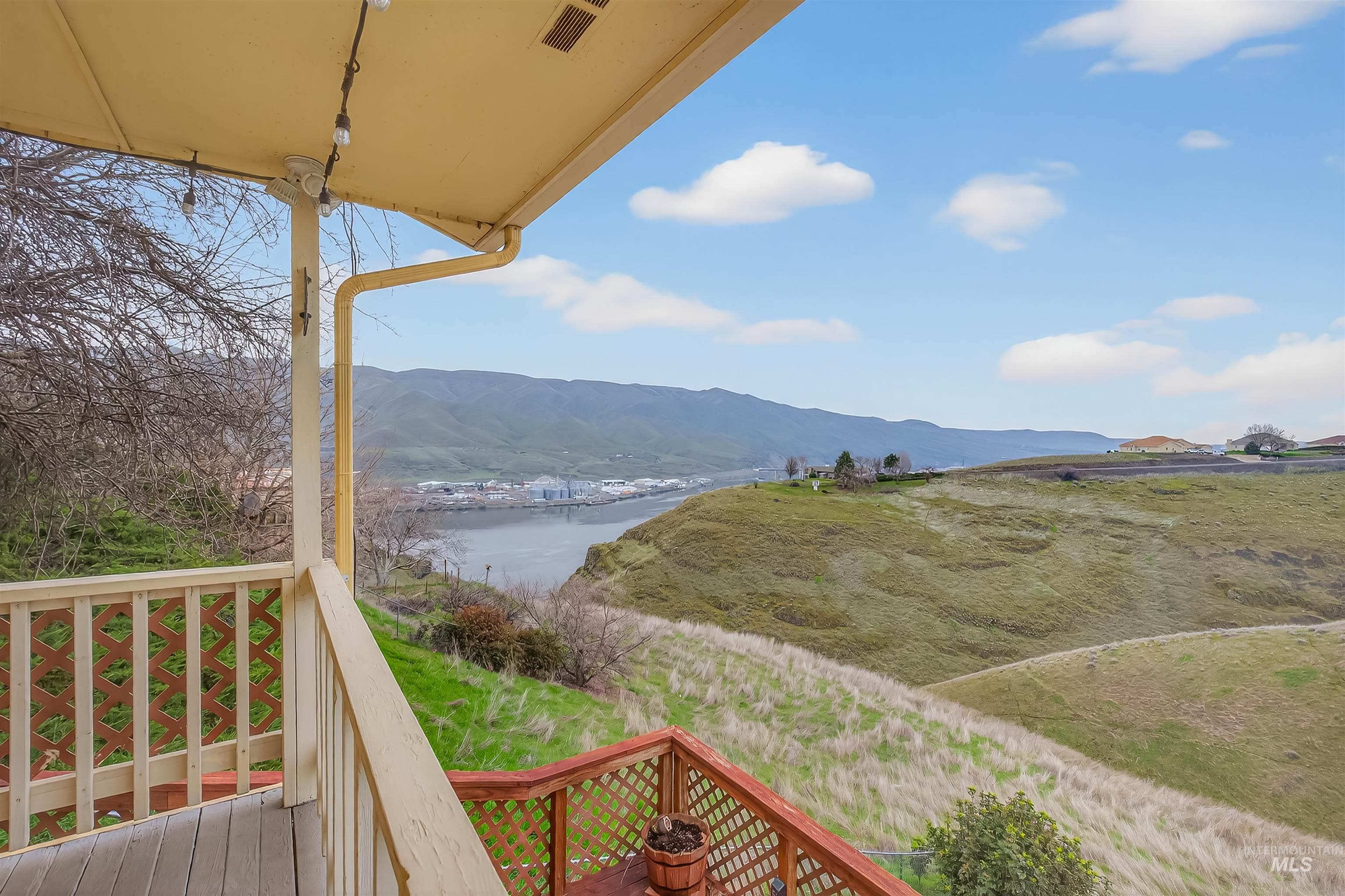 2746 Florence Court, Clarkston, Washington 99403, 3 Bedrooms, 3 Bathrooms, Residential For Sale, Price $499,000, 98978606